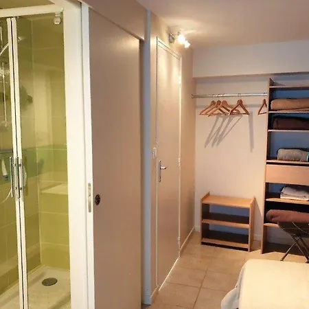 Lägenhet Foncillon - En Rez De Jardin Avec Veranda - Plage Royan