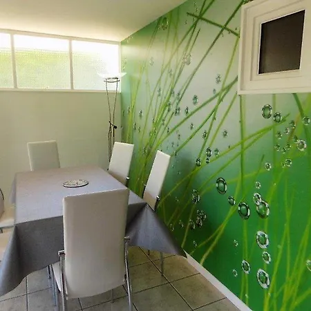 Foncillon - En Rez De Jardin Avec Veranda - Plage Lägenhet *