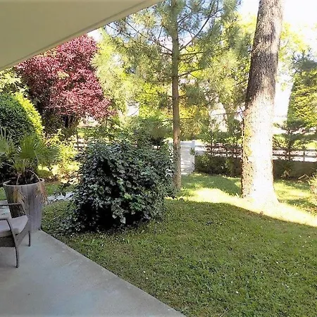 Foncillon - En Rez De Jardin Avec Veranda - Plage *