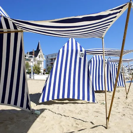 Foncillon - En Rez De Jardin Avec Veranda - Plage